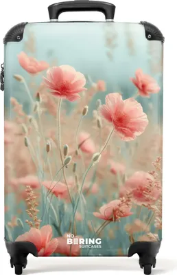 Produktbild von NoBoringSuitcases.com® Koffer Handgepäck Trolley Rollkoffer Kleine Reisekoffer mit 4 Rollen - Blumenfeld mit rosa Mohnblumen - Cabin Size < 55x40x23 cm & 55x40x20 cm - Fotokoffer - Kabinenkoffer - BoardgepäckHandgepäck Koffer 55x35x20 cm, 36L,
