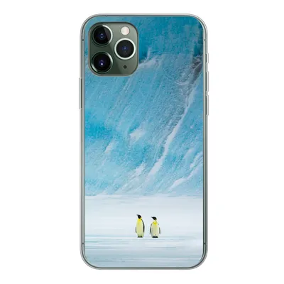Produktbild von MuchoWow® Handyhülle Schutzhülle Hülle für iPhone 11 Pro Zwei Kaiserpinguine vor einem Eisberg Silikon Softcase Handy Hülle - Handy