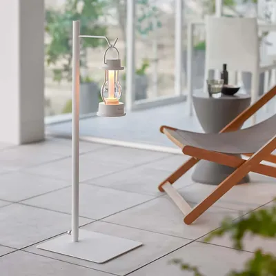 Zdjęcie produktu dla Yamazaki Tower uniwersalny stojak wiszący kosz metalowy biały 4514