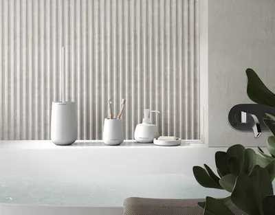 Produktbild von Gedy KIRA stehende WC-Bürste, Weiß matt