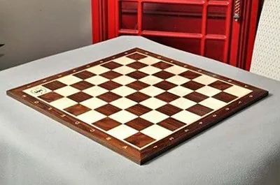 Produktbild von Holzschachbrett - Strategisches Schachspiel - Denkfähigkeit - Mit Notation - 54 cm - Dunkelbraun
