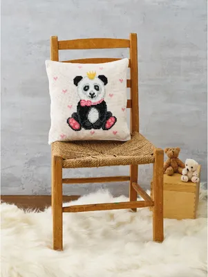 Zdjęcie produktu dla Zestaw do haftu krzyżykowego na poduszkę "Panda", 30x30 cm