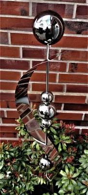 Produktbild von Skulptur Merkur schwarz poliert Edelstahl 150 cm Beetstecker Gartenstecker Rosenkugel