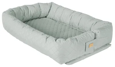 Imagen del producto de Cuna Babylounge 3 en 1 "roba style", nido de bebé, color verde hielo, cambiador y barandilla para la cuna