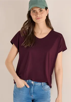 Produktbild von CECIL Jerseyshirt 'T-Shirt mit V-Neck und Spitzendetail', B325039, sweet grape red, Gr. S