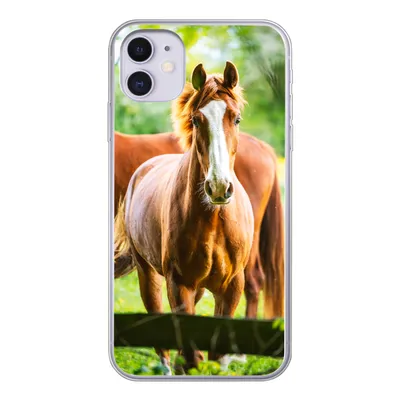 Produktbild von MuchoWow® Handyhülle Schutzhülle Hülle für iPhone 11 Pferde - Licht - Wiese Silikon Softcase Handy Hülle - Handytasche