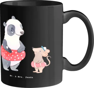 Produktbild von Mr. & Mrs. Panda Tasse Schwimmen wie Fliegen - Schwarz - Geschenk, Teamsport, Kaffeepott, Kaffeetasse, Sport, Kaffeebecher, Schwimmbegeisterung, Sportler, Sportarten
