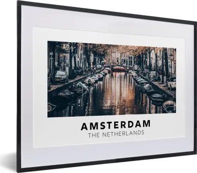 Produktbild von MuchoWow® Gerahmtes Poster Amsterdam - Niederlande - Wasser 40x30 cm - Poster mit Schwarzem Bilderrahmen Wandposter Rahmen Foto Bilder - Bilderrahmen - Poster im Rahmen