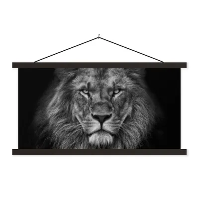 Produktbild von MuchoWow® Textilposter Löwe - Tiere - Schwarz - Weiß 120x60 cm mit schwarzem Rahmen - Dekoration Schlafzimmer