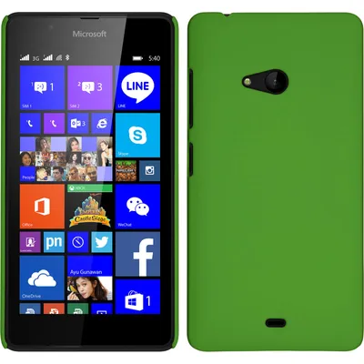 Produktbild von PhoneNatic Case kompatibel mit Microsoft Lumia 540 Dual - Hülle grün gummiert Hard-case + 2 Schutzfolien