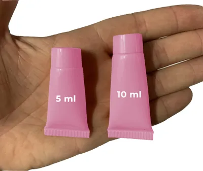 Produktbild von Set mit 50 nachfüllbaren Kosmetiktuben (10 ml, rosa)