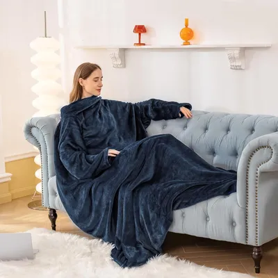 Produktbild von Kuscheldecke mit Ärmeln und Fußtasche 150 x 200 cm Blau Fleece
