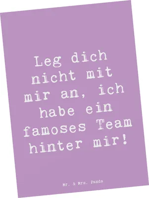 Produktbild von Mr. & Mrs. Panda Postkarte Spruch Im Team zusammenarbeiten - Lavendeltraum - Geschenk, Erfolg, Postkarten, Grußkarte, Ansichtskarten, Zuversicht, Vertrauem, bildkarte