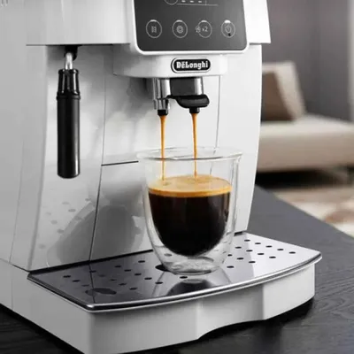 Produktbild von Espressomaschine DeLonghi ECAM 220.20.W
