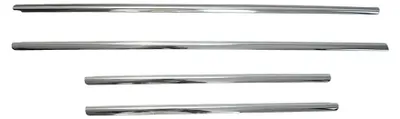 Productafbeelding van OMAC Afwerkprofiel / beschermingsstrip voor deurruit, raamprofiel 7535141, voor het plaatsen of vervangen van ramen voor VW Amarok pick-up (2HA, 2HB, S1B, S6B, S7A, S7B), roestvrij staal, voor VW