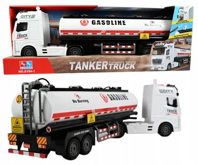 Produktbild von Riesiger Tankwagen Spielzeug LKW mit Wasserpumpe, Licht & Sound - Interaktiver Spielspaß