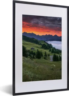 Produktbild von MuchoWow® Gerahmtes Poster Gras - Berge - Abend 40x60 cm - Poster mit Schwarzem Bilderrahmen Wandposter Rahmen Foto Bilder - Poster in Rahmen