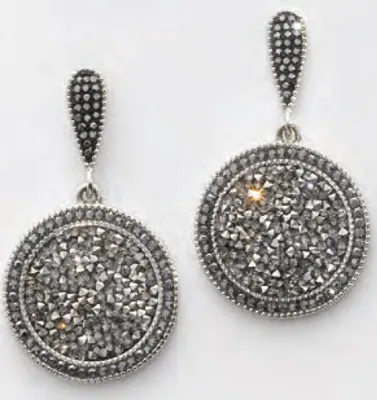 Image de Victoria Boucles d'oreilles argentées avec pierre noire