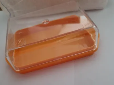 Produktbild von Butterdose aus Kunststoff mit Kunststoffdeckel - Orange