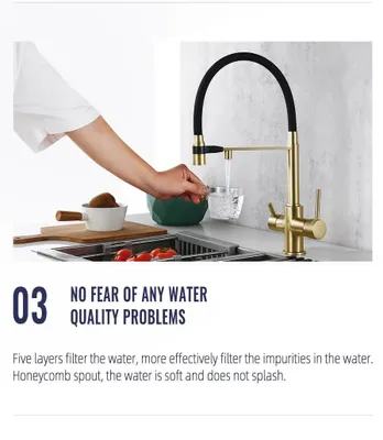 Immagine prodotto di Rubinetto da cucina con filtro - Rubinetto da cucina a 3 vie - Doccetta estraibile - Rotazione a 360° - Miscelatore a due manopole - Acqua calda e fredda - Finitura dorata spazzolata