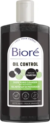 Obrázek produktu pro Bioré Čisticí přípravek na hloubkové čištění pórů s aktivním uhlím (200 ml)