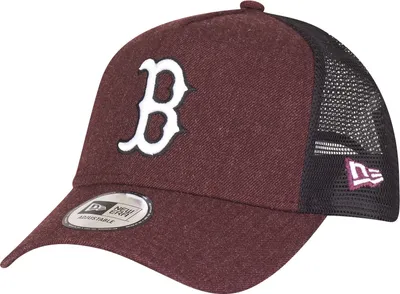 Zdjęcie produktu dla Czapka z daszkiem New Era Adjustable Trucker Cap - HEATHER Boston Sox bordowa