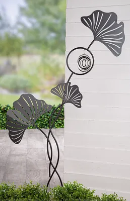 Obrázek produktu pro Zahradní zátka "Ginkgo" z kovu v černé barvě s vějířovou koulí - H130cm - zahrada, zahradní dekorace, dekorace, zátka