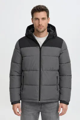 Immagine prodotto di Giacca imbottita da uomo Blend BHM, ideale per l'inverno, con cappuccio, elastico regolabile, colletto alto, tasche con zip e vestibilità regular, Immagine generata dall'IA