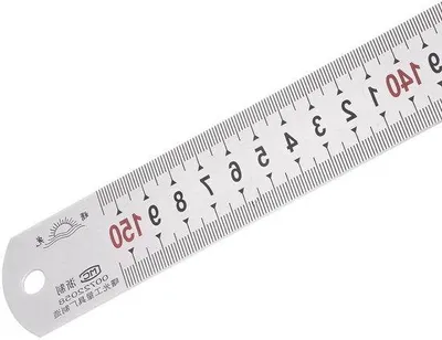 Produktbild von Silberner Lineal 150cm mit doppelter Skala