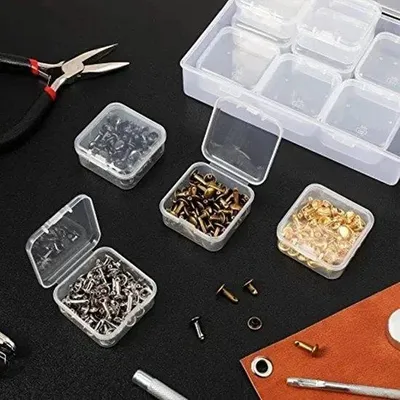 Obrázek produktu pro 15 malých plastových nádob s víkem