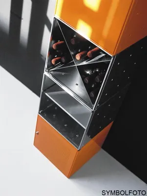 Graepel High Tech hochwertiger Flaschenhalter aus verzinktem Stahl Graepel Hightech  QBO Flaschenhalter Stahl verzinkt