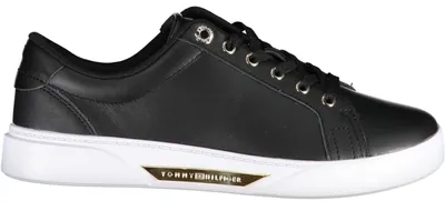 Produktbild von Stylische Damen Schwarze Sportschuhe mit Kontrastsohle & Schnürsenkeln
