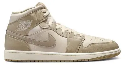 Productafbeelding van Air Jordan 1 Mid in de kleur Legend Light Brown - EU maat: 47.5