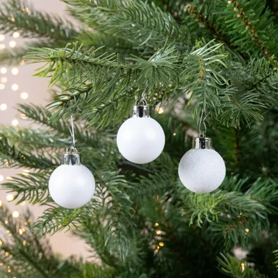 Produktbild von Weihnachtskugeln Kunststoff 3cm 14er Set - Winterweiß