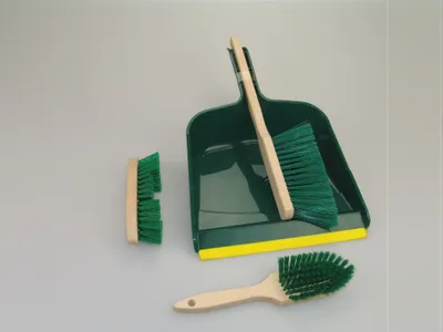Produktbild von Reinigungs-Set Grün Kehrblech mit 3 Bürsten - 4-teilig