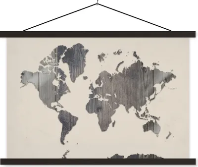 Produktbild von MuchoWow® Textilposter Weltkarte - Holz - Grau 90x60 cm mit schwarzem Rahmen - Aufhängungssatz