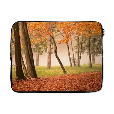 Produktbild von MuchoWow® Laptop Hülle 17 Zoll Laptoptasche Blätter - Herbst - Wald - Zipper - Schutzabdeckung