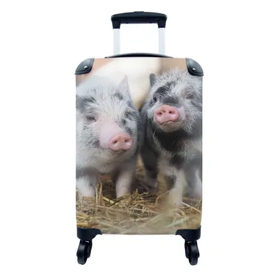 Produktbild von MuchoWow® Koffer Handgepäck Trolley Rollkoffer Kleine Reisekoffer mit 4 Rollen - Schwein - Tiere - Ferkel - Cabin Size < 55x40x23 cm & 55x40x20 cm - Fotokoffer - Kabinenkoffer - Boardgepäck - Reise-Box - Reisekoffer - Reisegepäck - Koffer mit Bild - Trolley für Kinder