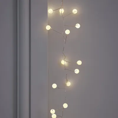 Lichtschnur mit 80 warmweißen LEDs, Timer, 1,5 m, Innen