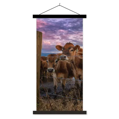 Produktbild von MuchoWow® Textilposter Kuh - Tiere - Kühe 60x120 cm mit schwarzem Rahmen - Magnete