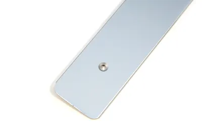 Produktbild von IHC 38mm 650 mm Endleiste Winkelleiste Seiteleiste Arbeitsplatte mit Löcher rechts