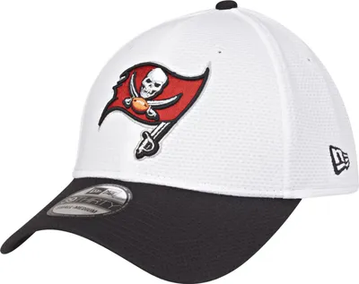 Zdjęcie produktu dla Czapka New Era 39Thirty Performance Cap - Tampa Bay Buccaneers - M/