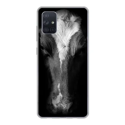 Produktbild von MuchoWow® Handyhülle Schutzhülle Hülle für Samsung Galaxy A71 Kuh Porträt auf schwarzem Hintergrund in schwarz und weiß Silikon Softcase Handy Hülle - Kartenbesitzer
