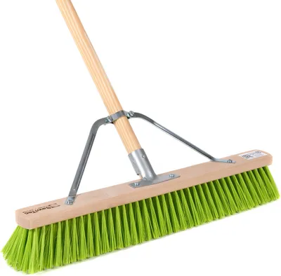Produktbild von BawiTec Straßenbesen 60cm mit Stielstabilisator und Stiel 140cm Besen Kehrbesen neon grün Gartenbesen