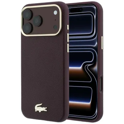 Image de Coque Lacoste pour iPhone 18 Pro Max / iPhone 17 Pro Max, compatible MagSafe, avec motif Champs-Élysées en relief, logo bordeaux et détails dorés