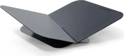 Spinder ATALANTA Buchständer in Gesamtansicht mit aufgeklapptem Design und geschwungener Stahlkonstruktion.