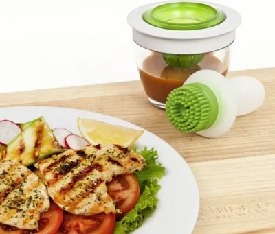 Produktbild von Marinierset Ölbürste mit Glasbehälter Backwerkzeug Backbürste Grillbürste Silikonpinsel aus Hitzebeständigem und Lenbesmittelechtem Silikon Öl Spender  Öltrichter für BBQ