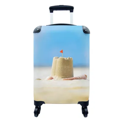 Produktbild von MuchoWow® Koffer Handgepäck Trolley Rollkoffer Kleine Reisekoffer mit 4 Rollen - Sandburg - Strand - Muscheln - Sommer - Cabin Size < 55x40x23 cm & 55x40x20 cm - Fotokoffer - Kabinenkoffer - Boardgepäck - Reise-Box - Reisekoffer - Reisegepäck - Koffer mit Bild - Trolley für Kinder