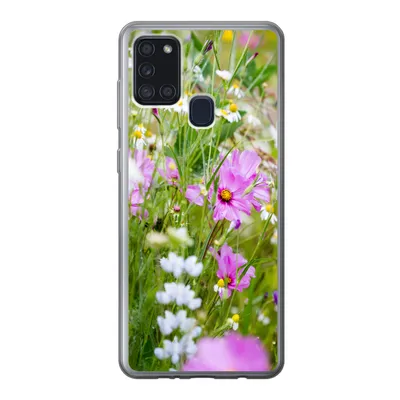 Produktbild von MuchoWow® Handyhülle Schutzhülle Hülle für Samsung Galaxy A21s Blumen - Natur - Grün - Gras - Lila - Weiß Silikon Softcase Handy Hülle - Hartschale
