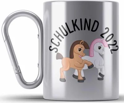 Produktbild von Trendation - Schulkind 2022 Pferde Einschulung Mädchen Geschenk Edelstahl Tasse Karabiner Schulstart 1. Schultag Schuleinführung Schulanfang Geschenkidee 2022 Schulkind Pferde Einhorn Grafik (Silber)